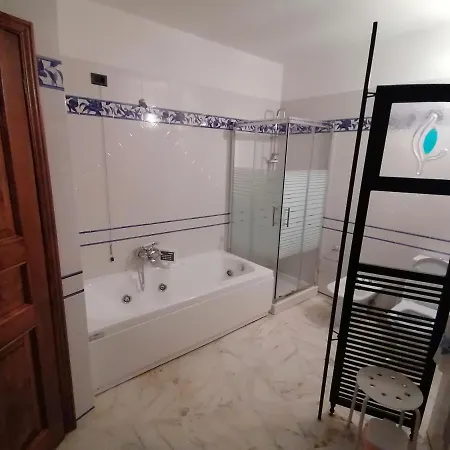 Il Casale Del Magra בית הארחה